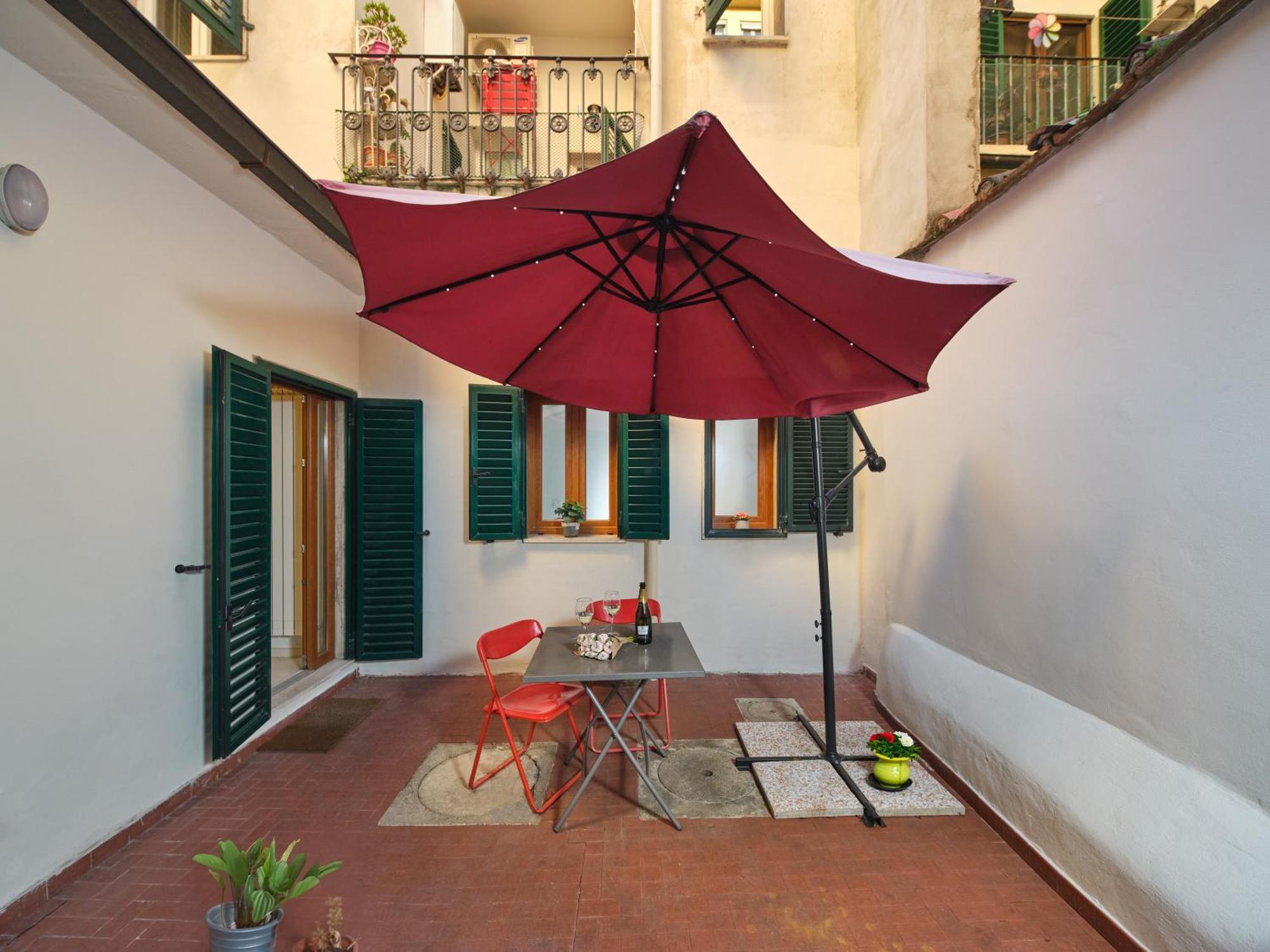 Appartamento Centro Storico Firenze Cosy Apartament In Florenz Exterior foto